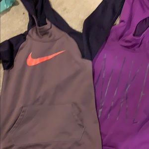Great nike hoodies daughter barely worn them